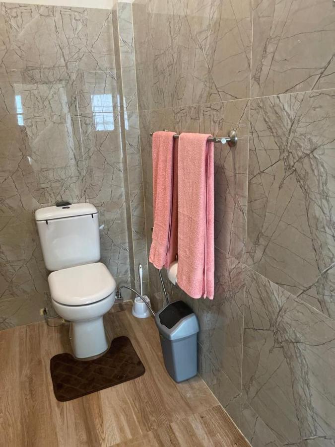 Gala Self-catering شقة