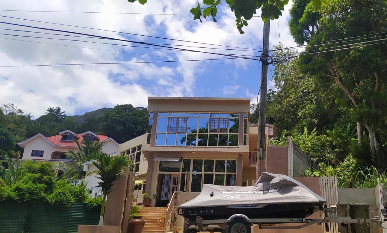 Gala Self-catering شقة *