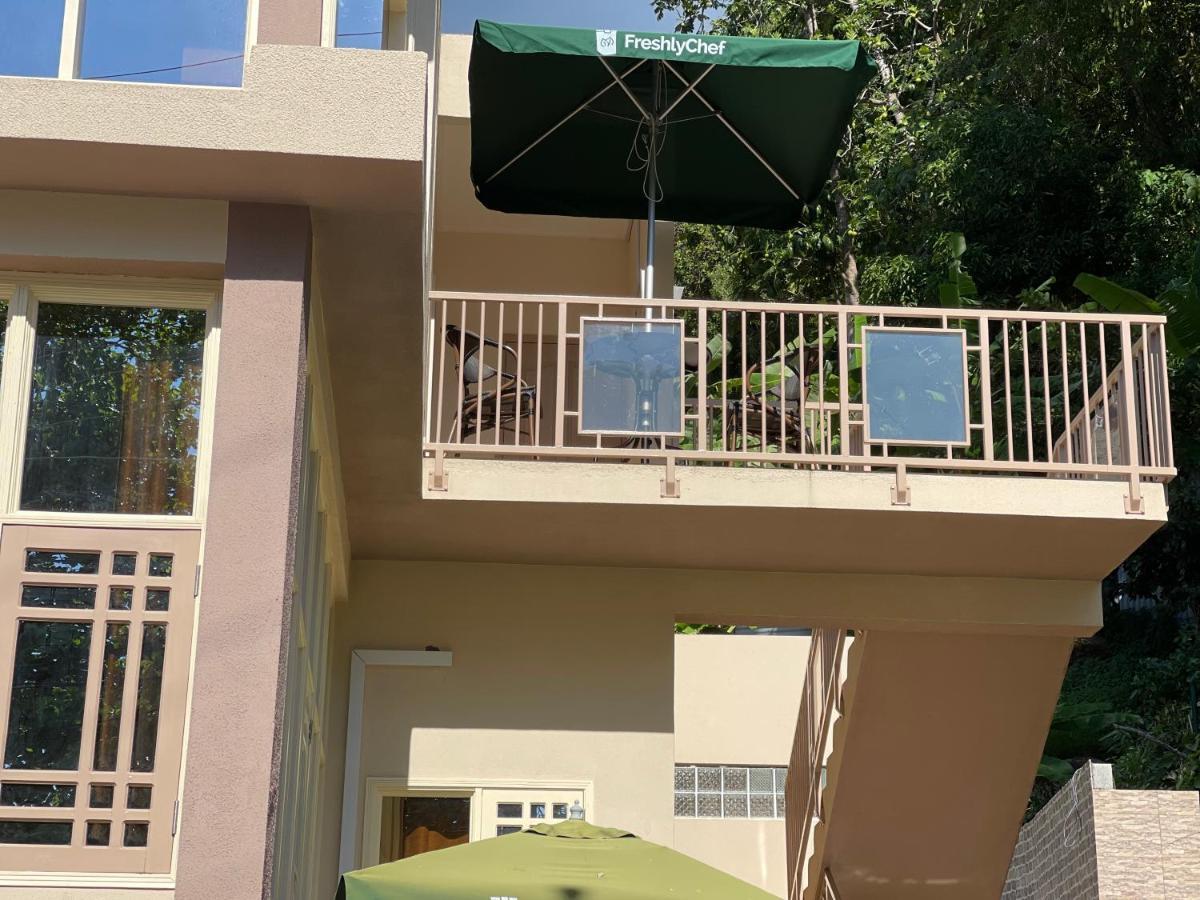 Gala Self-catering شقة