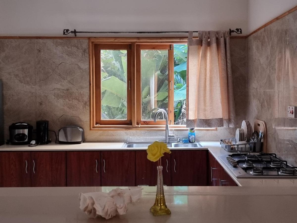 Gala Self-catering * Glacis (Mahe)